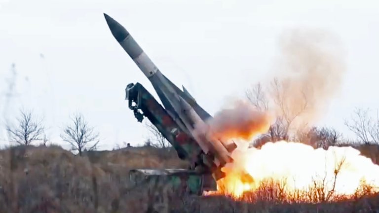Ukraine has, apparently for the first time, released a video showing its use of the Soviet-era S-200 (SA-5 Gammon) long-range surface-to-air missile, a weapon that was apparently reinstated to service only after the full-scale Russian invasion in February 2022.